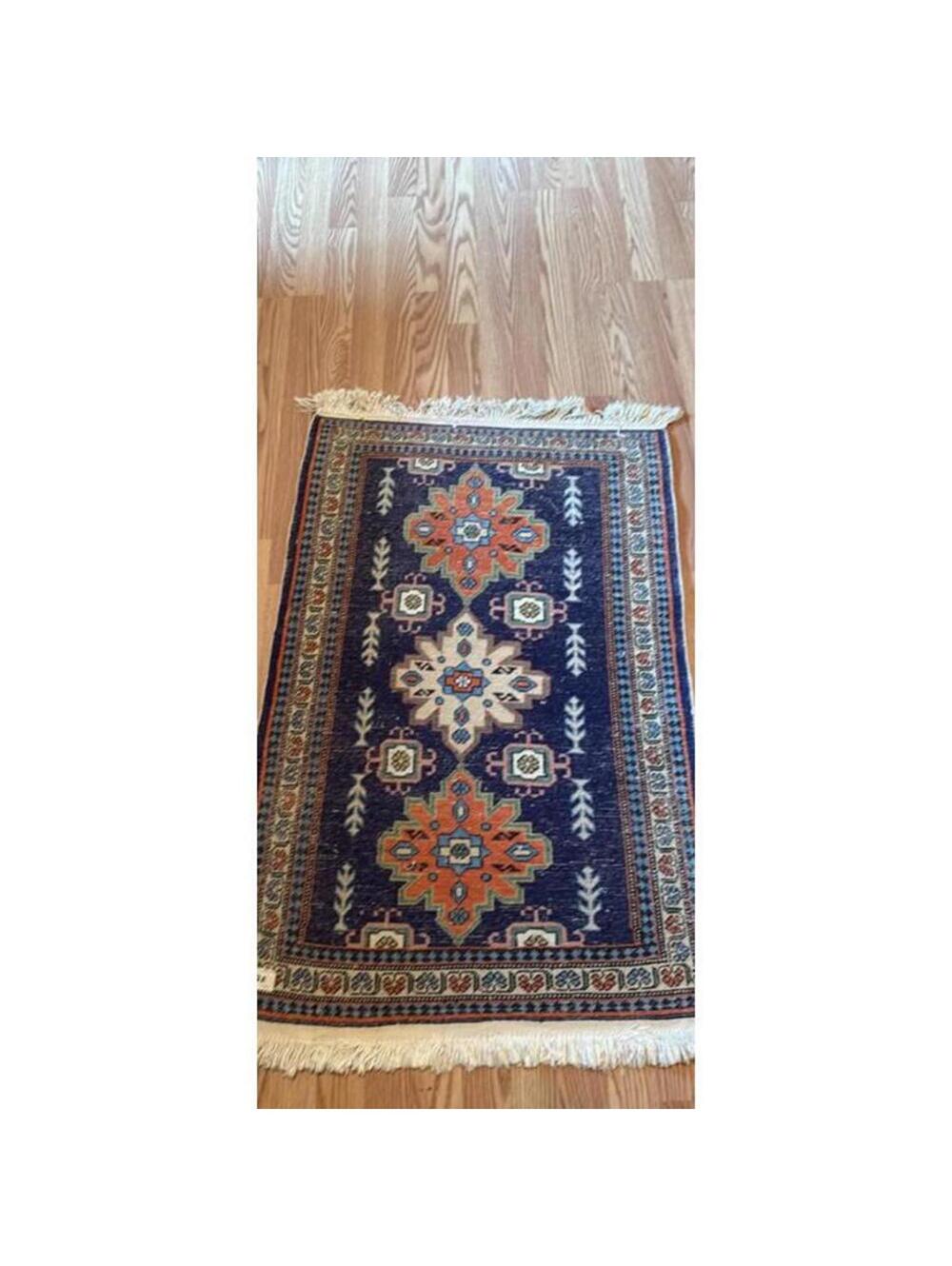 Small Persian Style Accent Rug 2x3 Blue Geometric Medallion Area Rug - Picture 4 of 4